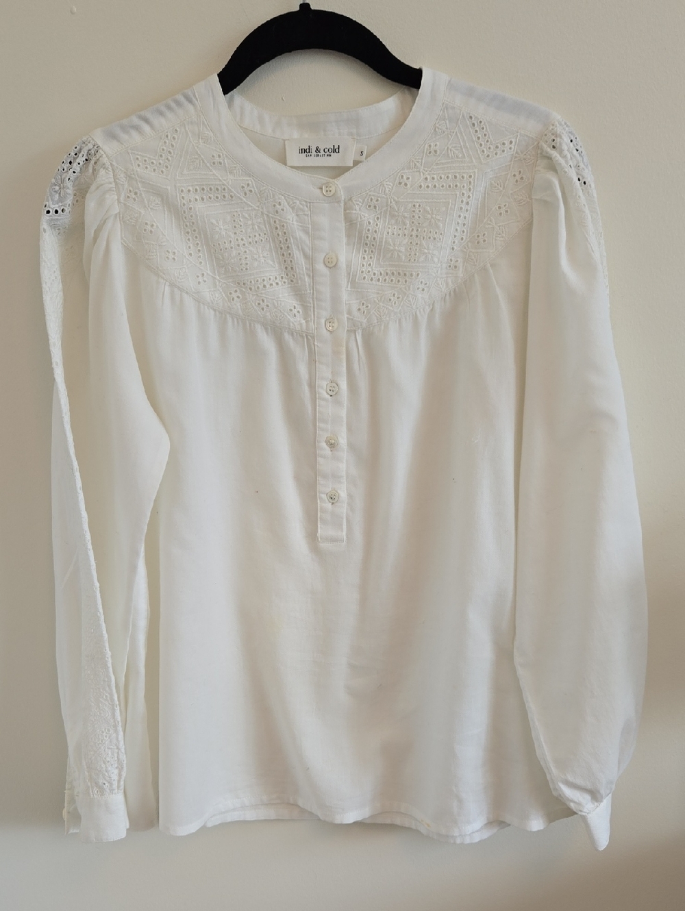 Indi & Cold Cream Button-Front Blouse With Embroidered Yoke And Sleeves - Small